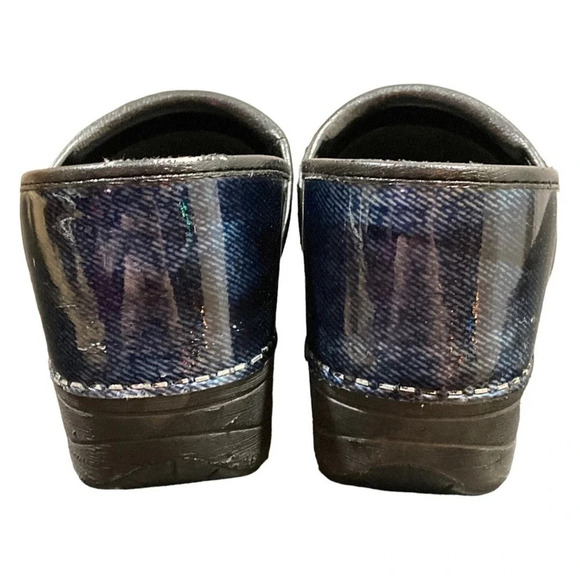 DANSKO XP 2.0 Denim Patent Leather Nursing Clogs Size 39 US Size 9 - Picture 4 of 9